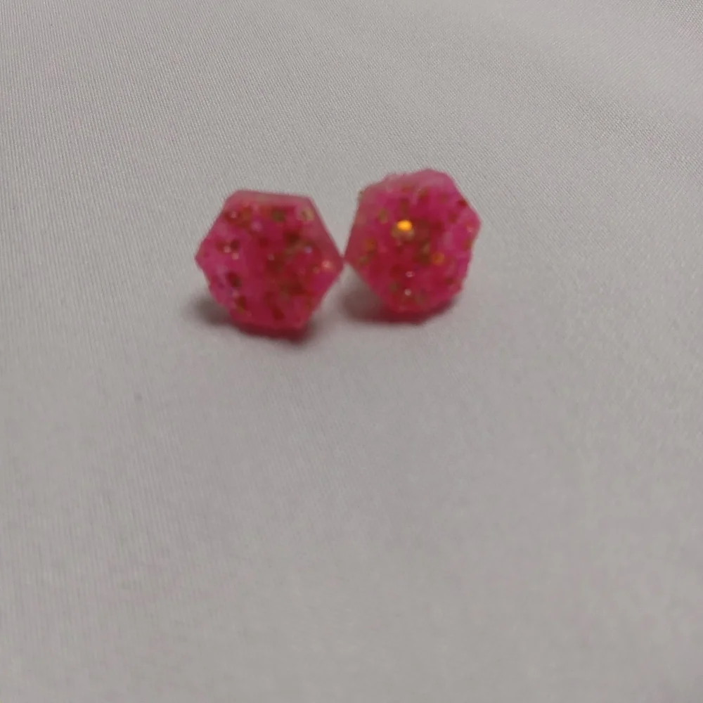 5/$25 Pink Hexagon Stud Earrings